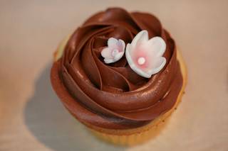 Cream & Petal Bakery - 8