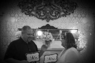 The Rhinestone Wedding Chapel - 12