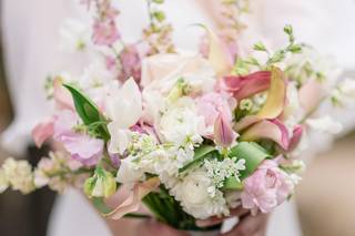 Luxury Floral Designs by Karla's Kreations - 25
