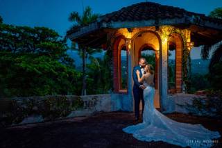 Alex & Dali Wedding Photography - 35