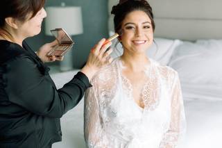 Amy H Makeup - 12