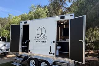 Lavo Lux portable restrooms - 1