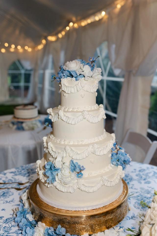How Sweet It Is Cake Studio - 2