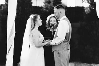Seal It With A Kiss Ceremonies - 20