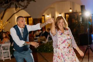 Groove Mobile DJ Services L.L.C. - 21