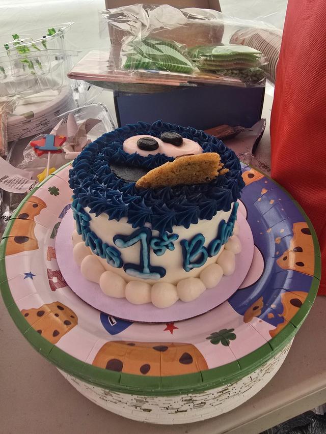 Mulberries Cake Shop - 1