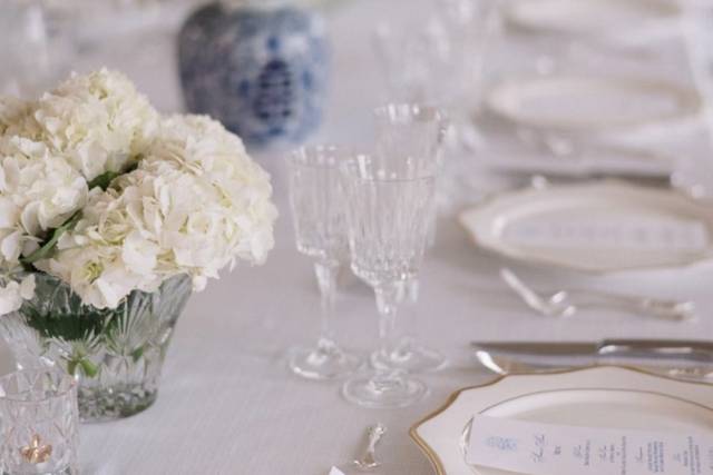 Scalloped Glass Plate Rentals - Atlas Party Rentals