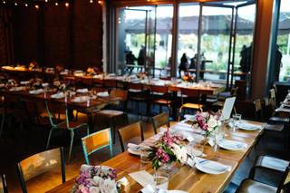 Table & Tulip - 18