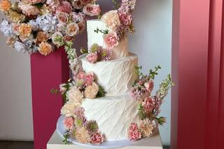 Patty's Cakes and Desserts - 36