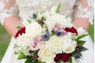 A Man and A Woman Floral Design - 16