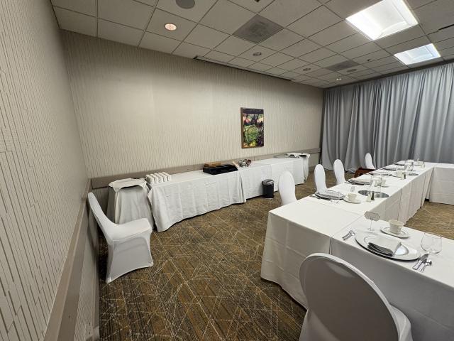 Sheraton Portland Airport Hotel - 1