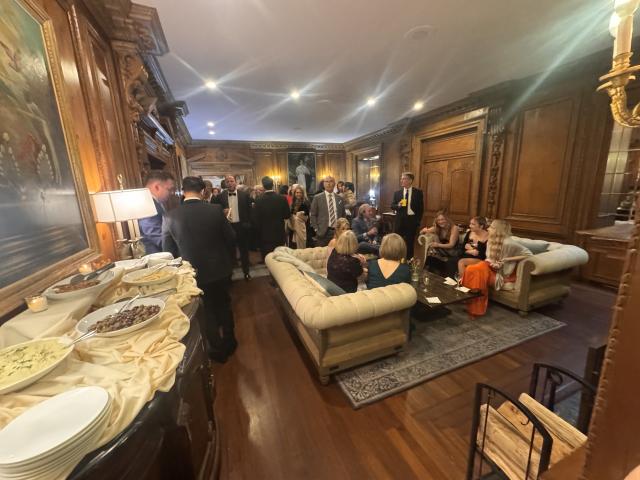 Tarrytown House Estate - 1