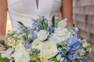 Nags Head Florist - 8
