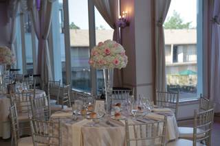 Bed of Roses Florist - 15