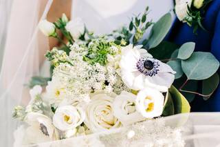 Eden Florist and Garden Shop - 9