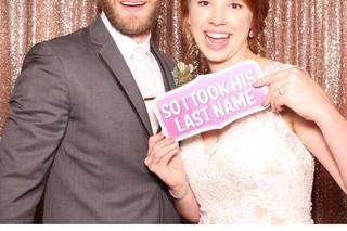 Smiley Photo Booths - 9