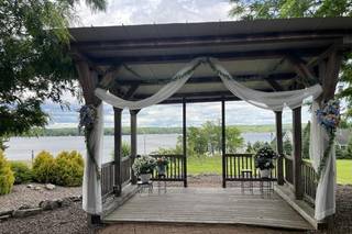 Chantelle Marie Lakehouse & Celebration Hall - 7