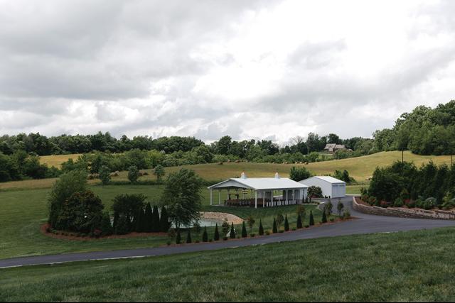The White Dove Barn - 1
