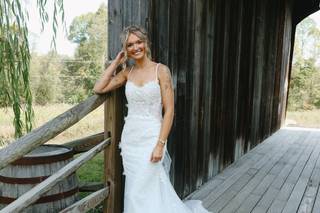 Abbott’s Bridal and formalwear - 1