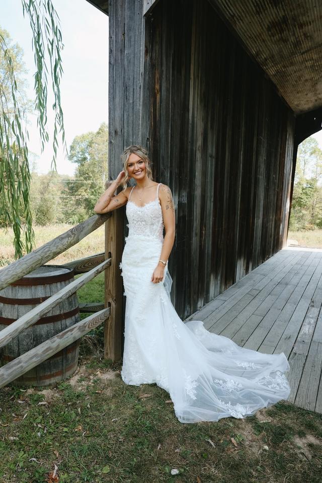 Abbott’s Bridal and formalwear - 3