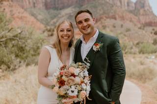 Samantha Greenfield Designs in Floral Artistry - 14