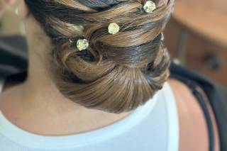 Lizzie Ibarra Hair & Airbrush Make-up Artist - 55