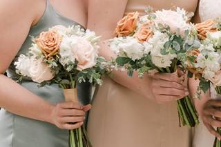 Love Blooms Wedding and Event Design - 40