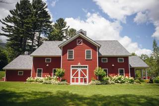 Inn at Manchester Celebration Barn - 35