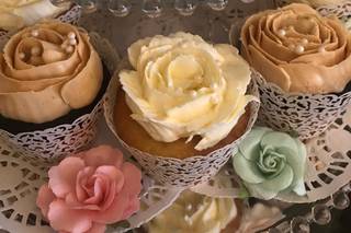 Honey Bee Pastries - 80