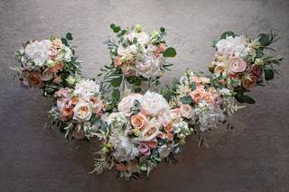 Distinct Florals Designs by Anne Marshall - 25