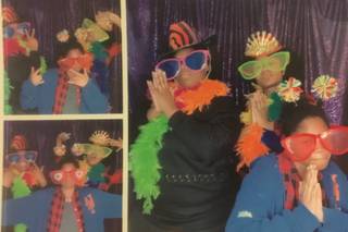 A. Daley Designs Photo Booth - 5