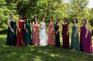 Timless Salon & Bridal Studio - 29