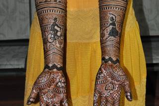 Naseem's Henna & Art - 36