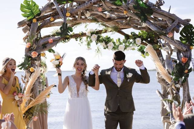 Zoom Wedding Studio 4