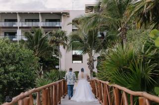 Forever Us Destination Weddings & Honeymoons - 23
