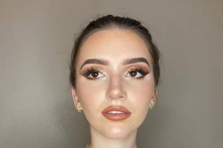 Kim Tarnowski Makeup Artistry - 6