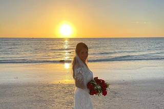 Marco Island Florist  Home & Gifts - 11