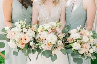 Love Blooms Wedding and Event Design - 70
