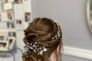 Maricruz Hairstyles - 35