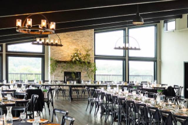 The Skyroom at Red Wing Golf Course 1