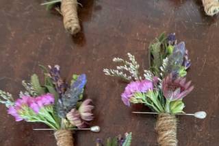 R Flowers and Baskets - 33