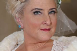Sweet and Sexy Bridal Glamour - 6