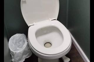 Island Restrooms - 7