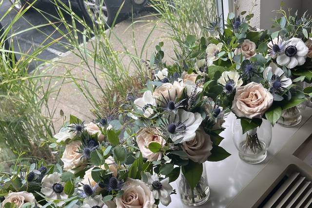 Laura's Flower Boutique 3