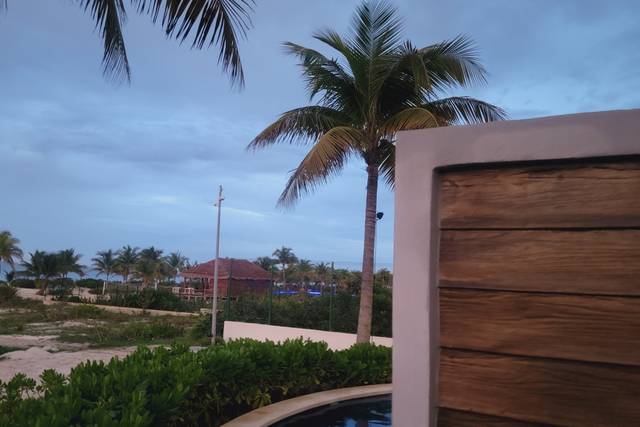 Suite Dreamz Travel 3