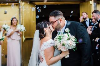 White Pear Photography Studios Inc - 37