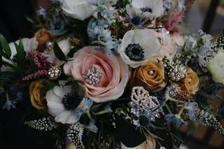 A Moment In Time Floral Design - 21