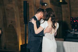 Ellie's Bridal Boutique - 12