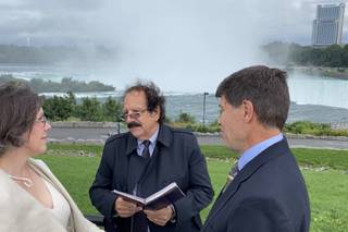 Bridal Chapel of Niagara Falls - 4