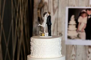 Couture Cakes of Greenville - 32